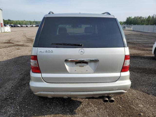 Photo 6 from auction – 2002 MERCEDES-BENZ ML 500 with VIN 4JGAB75E02A359885