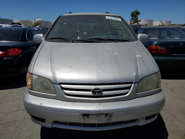 Photo 5 from auction – 2002 TOYOTA SIENNA LE with VIN 4T3ZF13C72U488055