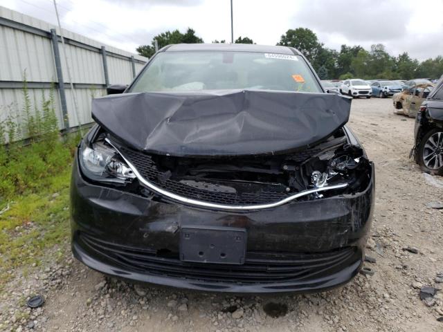 Photo 5 from auction – 2017 CHRYSLER PACIFICA T with VIN 2C4RC1DGXHR744637