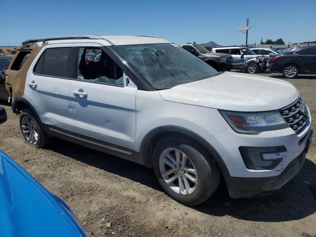 Photo 4 from auction – 2017 FORD EXPLORER X with VIN 1FM5K7D8XHGB64508