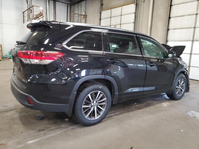 Photo 3 from auction – 2018 TOYOTA HIGHLANDER with VIN 5TDJZRFH2JS812877