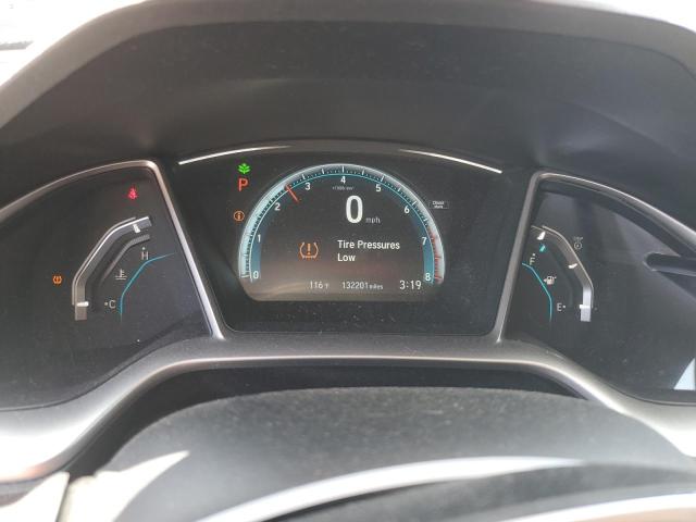 Photo 9 from auction – 2018 HONDA CIVIC EX with VIN 19XFC2F71JE015746