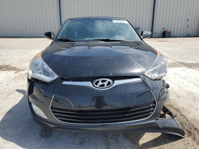 Photo 5 from auction – 2017 HYUNDAI VELOSTER with VIN KMHTC6AD7HU319033