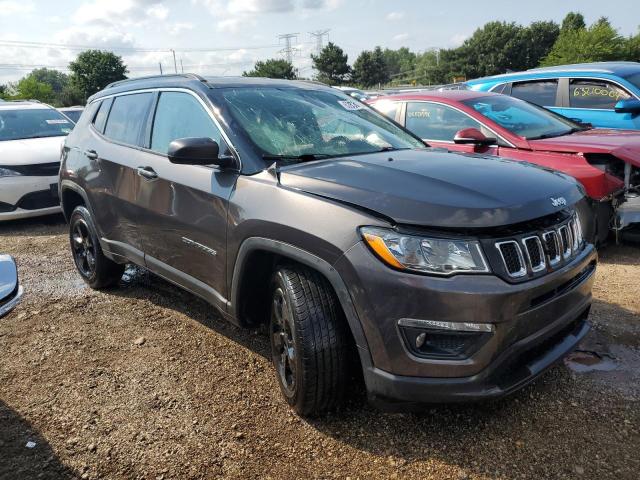 Фото 4 с аукциона – 2018 JEEP COMPASS LA с VIN 3C4NJDBB0JT143060