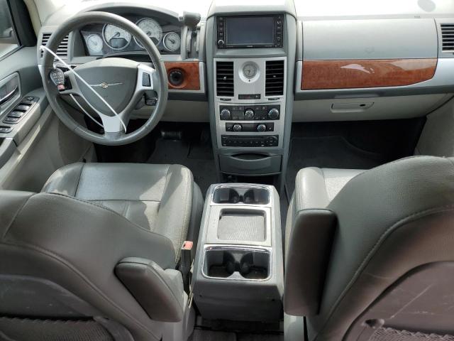 Photo 8 from auction – 2009 CHRYSLER TOWN & COU with VIN 2A8HR54149R525941