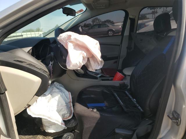 Photo 7 from auction – 2015 FORD FOCUS SE with VIN 1FADP3F27FL330464