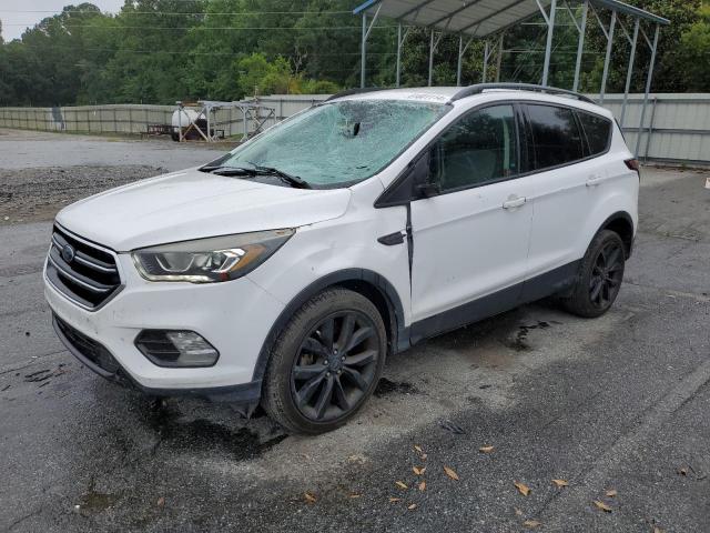 FORD ESCAPE SE 2017 with VIN 1FMCU0GD5HUF02531 - Photo from auction