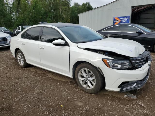 Photo 4 from auction – 2018 VOLKSWAGEN PASSAT S with VIN 1VWAA7A39JC033997