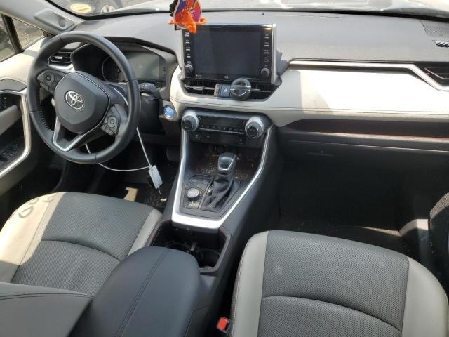 Photo 8 from auction – 2022 TOYOTA RAV4 LIMIT with VIN JTMD6RFV2ND060272