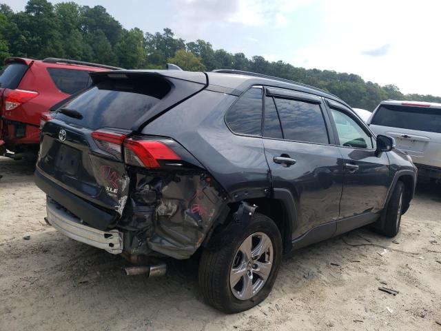 Photo 3 from auction – 2022 TOYOTA RAV4 XLE with VIN 2T3P1RFV8NC320237