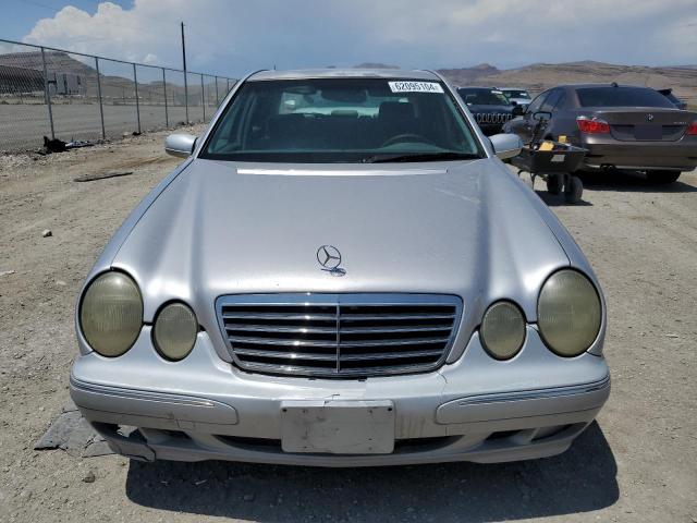 Photo 5 from auction – 2002 MERCEDES-BENZ E 320 with VIN WDBJF65J42B468410