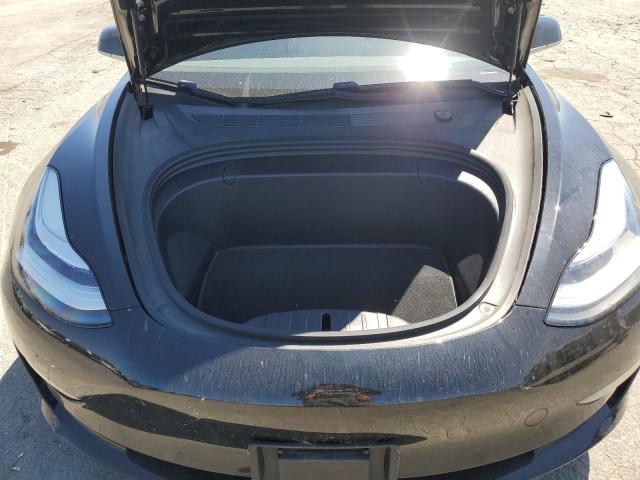 Photo 11 from auction – 2018 TESLA MODEL 3 with VIN 5YJ3E1EB9JF073286