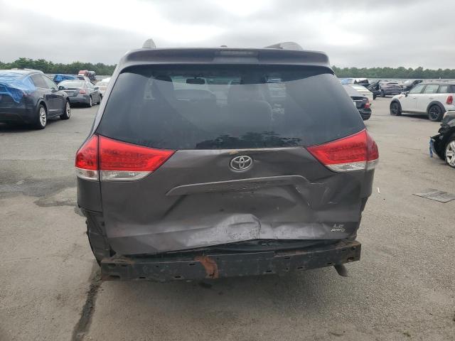 Photo 6 from auction – 2014 TOYOTA SIENNA LE with VIN 5TDKK3DC7ES483841