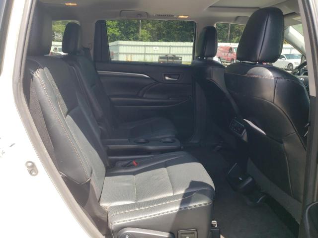 Photo 11 from auction – 2017 TOYOTA HIGHLANDER with VIN 5TDYZRFH3HS214905