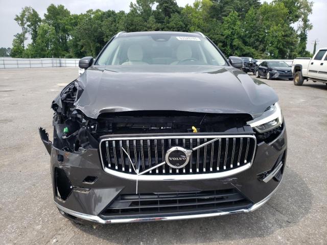 Photo 5 from auction – 2023 VOLVO XC60 PLUS with VIN YV4L12DNXP1337157