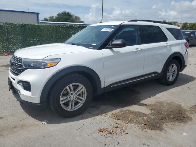 FORD EXPLORER X 2022 with VIN 1FMSK7DH3NGB19778 - Photo from auction