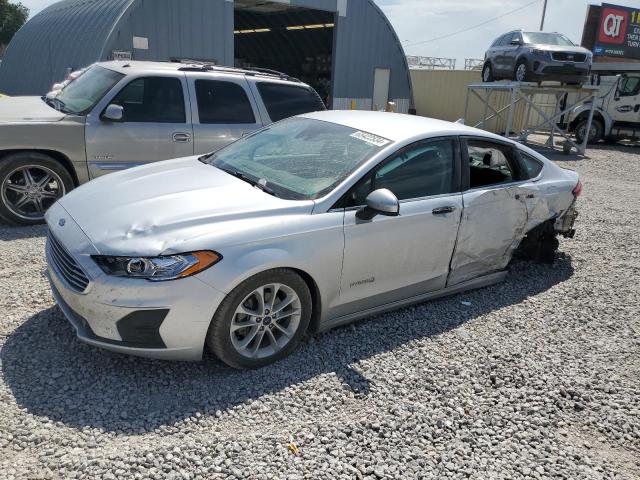 FORD FUSION SE 2019 with VIN 3FA6P0LU5KR167595 - Photo from auction