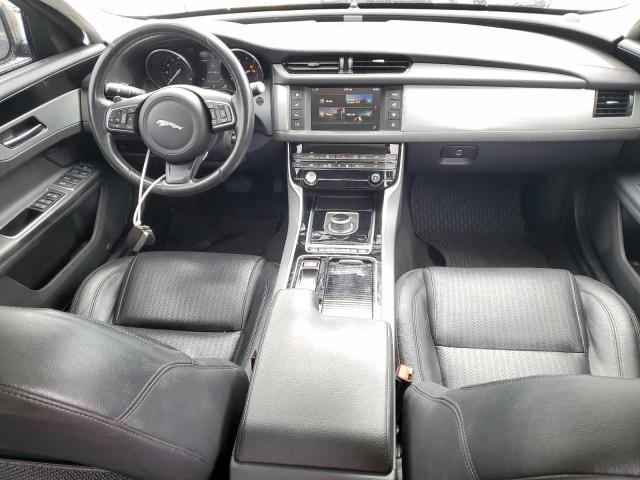 Photo 8 from auction – 2017 JAGUAR XF PRESTIG with VIN SAJBK4BV1HCY35989