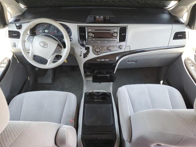 Foto 8 de la subasta – 2012 TOYOTA SIENNA LE con VIN 5TDKK3DC5CS225640