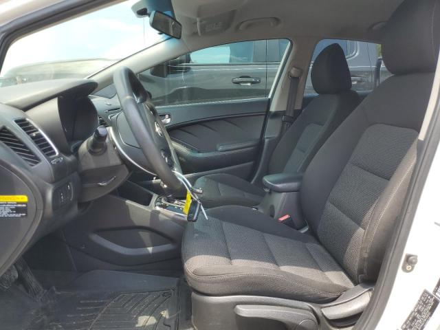Photo 7 from auction – 2017 KIA FORTE LX with VIN 3KPFK4A77HE109355