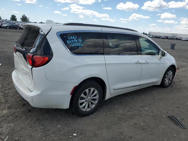 Photo 3 from auction – 2017 CHRYSLER PACIFICA T with VIN 2C4RC1BG9HR540382