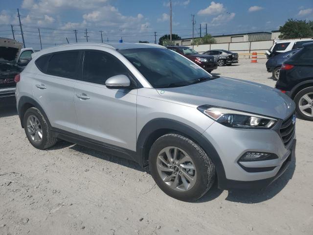 Photo 4 from auction – 2016 HYUNDAI TUCSON LIM with VIN KM8J33A25GU122560