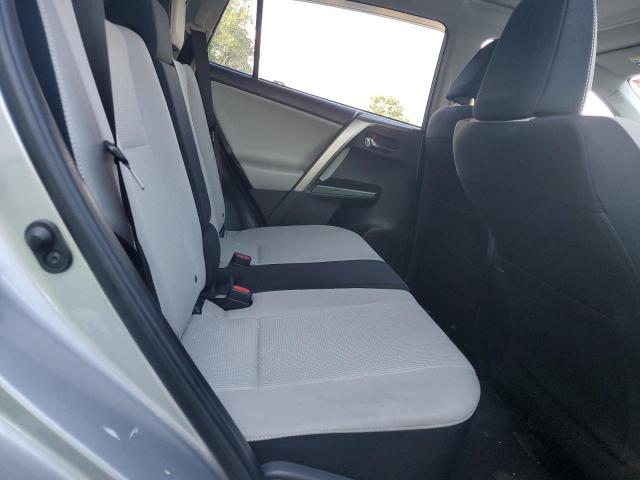 Photo 11 from auction – 2018 TOYOTA RAV4 ADVEN with VIN JTMRFREV9JD231553