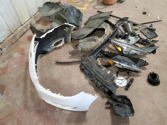 Photo 12 from auction – 2017 FORD FOCUS SE with VIN 1FADP3FE1HL250199