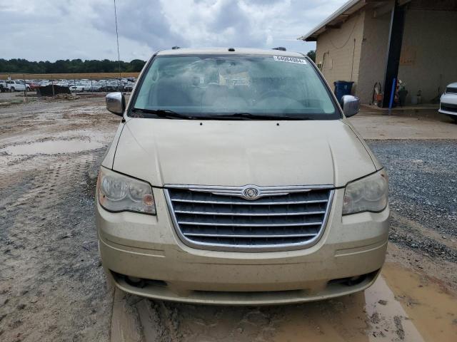 Photo 5 from auction – 2010 CHRYSLER TOWN & COU with VIN 2A4RR5D19AR449191