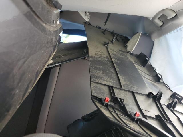 Photo 10 from auction – 2019 TOYOTA RAV4 XLE with VIN JTMP1RFV1KD021650