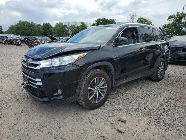 TOYOTA HIGHLANDER 2019 with VIN 5TDJZRFH9KS600589 - Photo from auction
