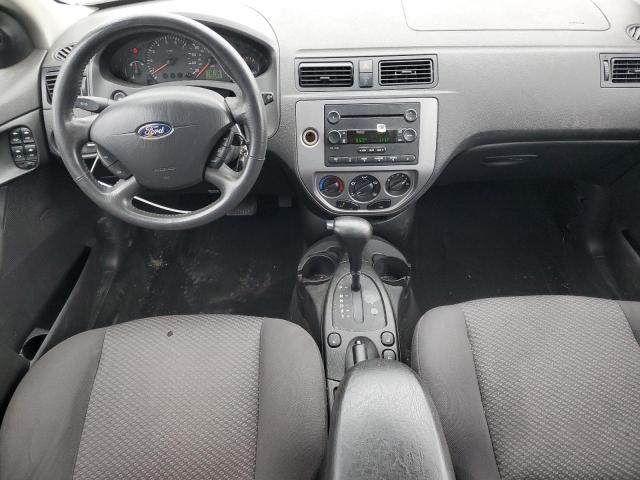 Photo 8 from auction – 2005 FORD FOCUS ZX5 with VIN 3FAFP37NX5R116229