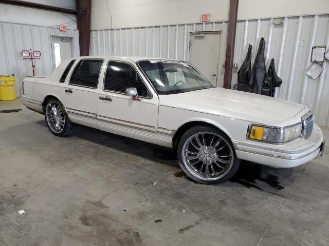 Photo 4 from auction – 1993 LINCOLN TOWN CAR with VIN 1LNLM83W7PY768338