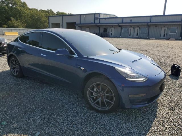 Снимка 4 от търг – 2018 TESLA MODEL 3 с VIN 5YJ3E1EA1JF155391
