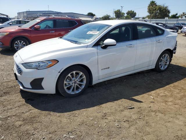 FORD FUSION SE 2019 with VIN 3FA6P0LU2KR200665 - Photo from auction
