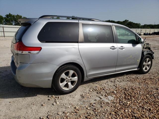 Photo 3 from auction – 2011 TOYOTA SIENNA LE with VIN 5TDKK3DC2BS150782