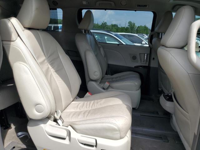Photo 11 from auction – 2011 TOYOTA SIENNA XLE with VIN 5TDDK3DCXBS027790