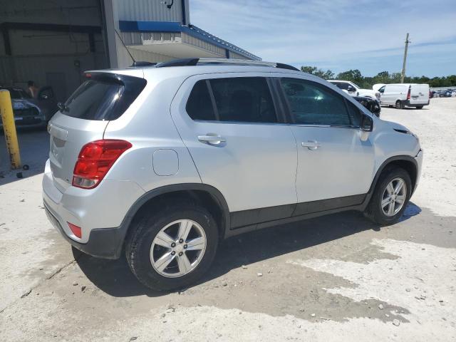 Photo 3 from auction – 2017 CHEVROLET TRAX 1LT with VIN 3GNCJPSB2HL141465