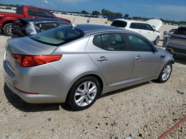 Photo 3 from auction – 2011 KIA OPTIMA EX with VIN KNAGN4A70B5121634