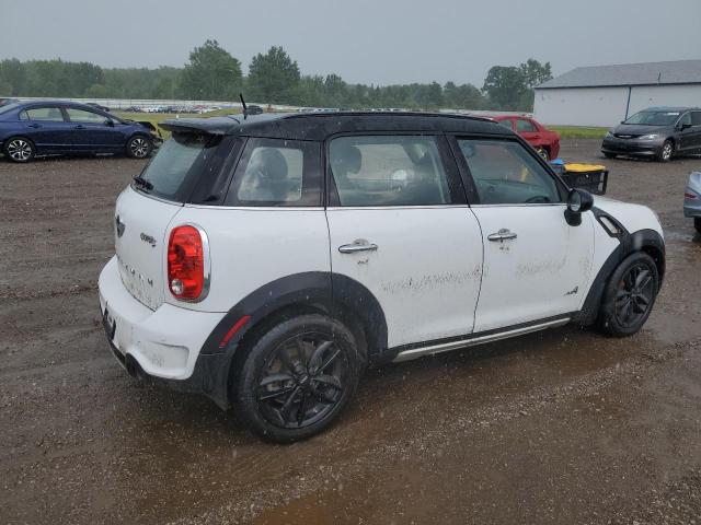 Photo 3 from auction – 2016 MINI COOPER S C with VIN WMWZC5C50GWU03497