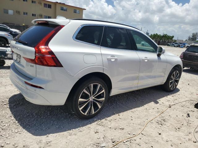 Photo 3 from auction – 2022 VOLVO XC60 B5 MO with VIN YV4L12DK3N1041285