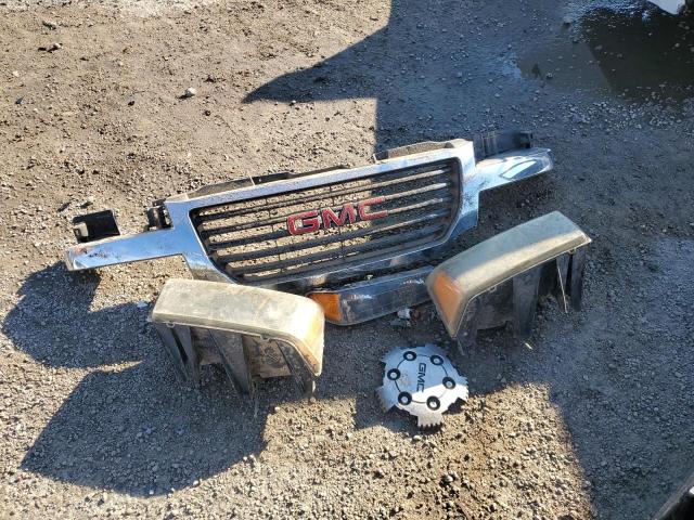 Photo 12 from auction – 2004 GMC CANYON with VIN 1GTDS136648191237