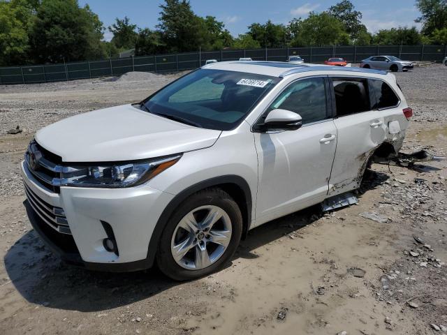 TOYOTA HIGHLANDER 2018 with VIN 5TDDZRFH3JS904836 - Photo from auction