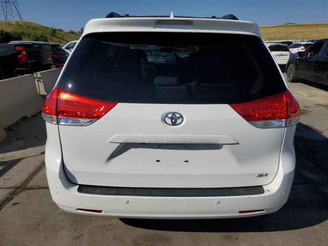 Photo 6 from auction – 2012 TOYOTA SIENNA XLE with VIN 5TDYK3DC5CS180743
