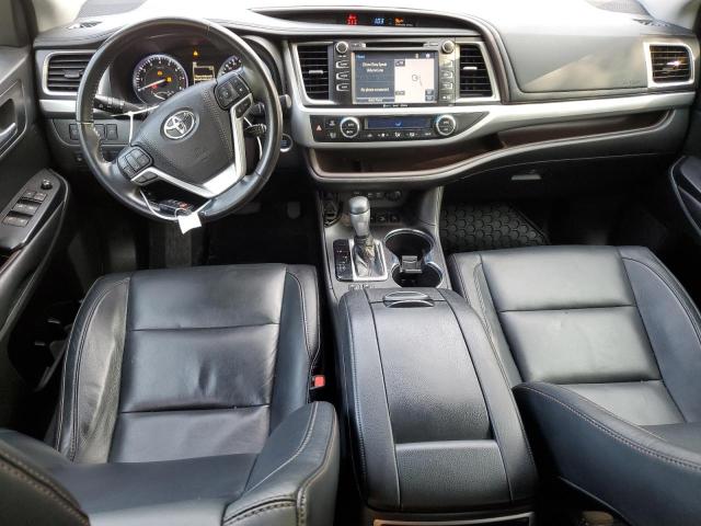 Photo 8 from auction – 2018 TOYOTA HIGHLANDER with VIN 5TDJZRFH3JS902510
