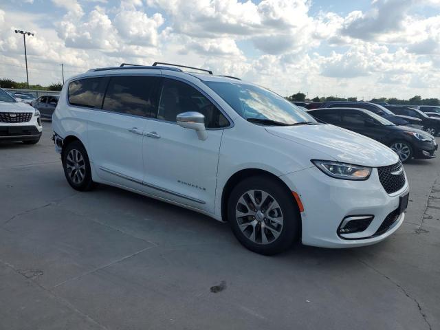 Photo 4 from auction – 2022 CHRYSLER PACIFICA H with VIN 2C4RC1N78NR200664