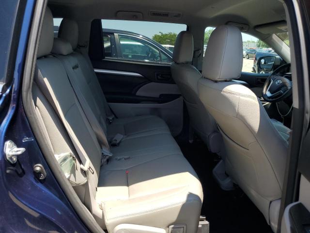 Photo 11 from auction – 2016 TOYOTA HIGHLANDER with VIN 5TDBKRFH8GS346096