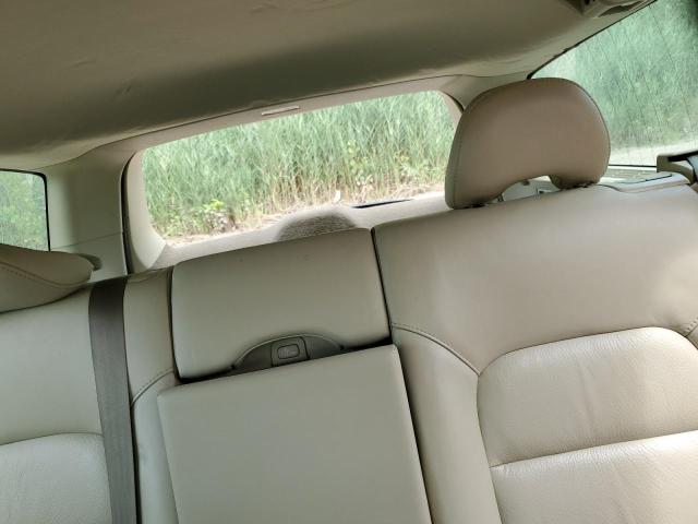 Photo 10 from auction – 2010 VOLVO V70 3.2 with VIN YV1982BWXA1164780