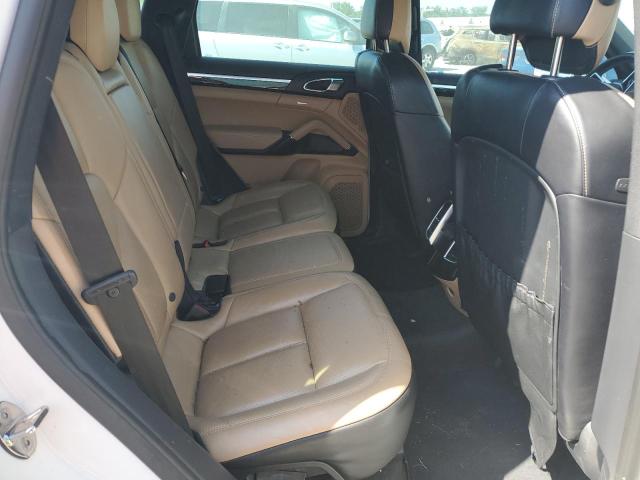Photo 11 from auction – 2017 PORSCHE CAYENNE S with VIN WP1AB2A25HLA51125