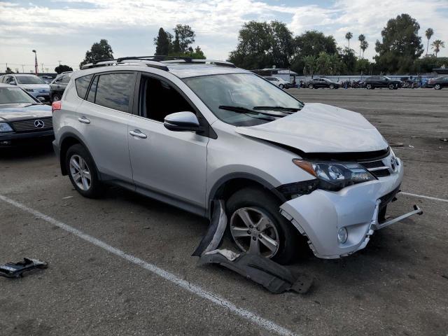 Photo 4 from auction – 2014 TOYOTA RAV4 XLE with VIN JTMRFREV6EJ005302